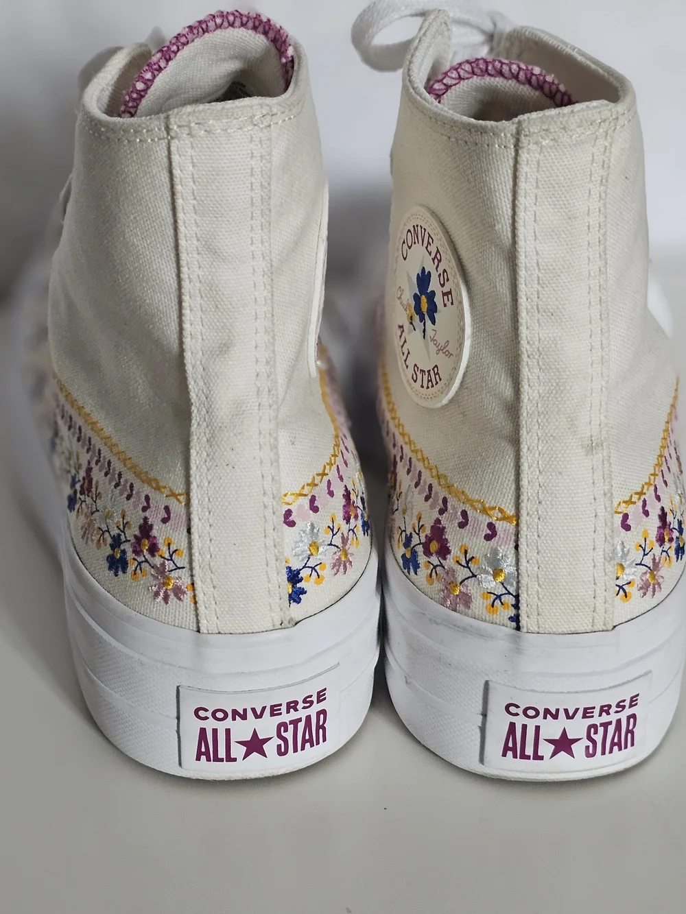 Converse high top